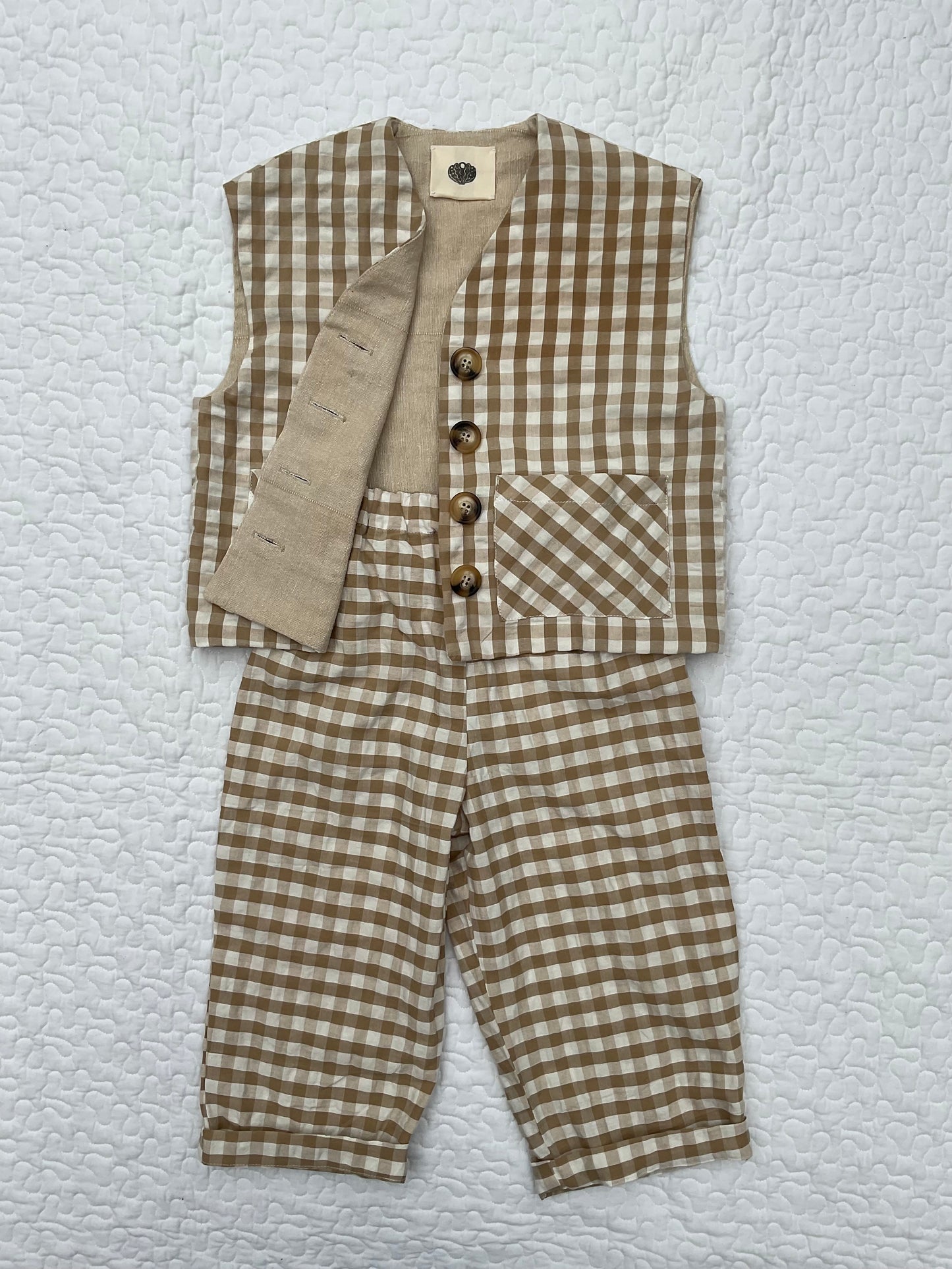 ‘Rae & Len’ suit co-ord