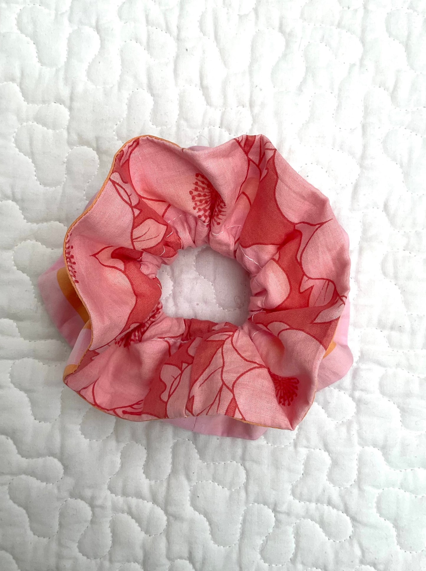 ‘Bon’ ruffle scrunchie in stipe